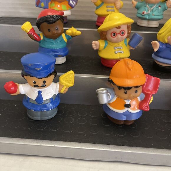 Vintage Fisher Price Little People Early 2000's Mixed Figures Lot Of 11 - Picture 10 of 13
